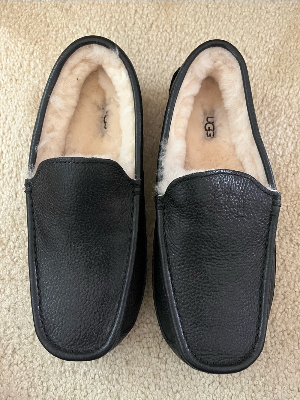 UGG Men’s Black Leather Shearling-Lined Slip-On Loafers